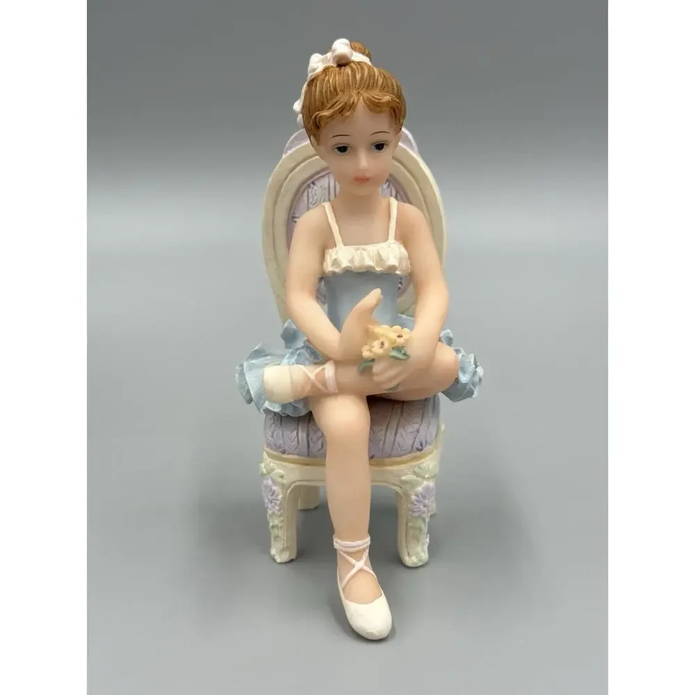 Vintage 2002 Sitting Ballerina Figurine Precious Ballerina Collection Roman Inc.